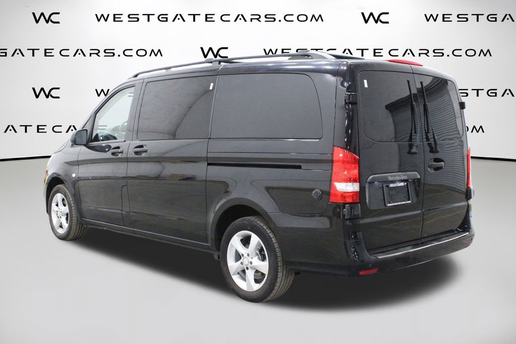 Used 2018 Mercedes-Benz Metris Passenger image 32