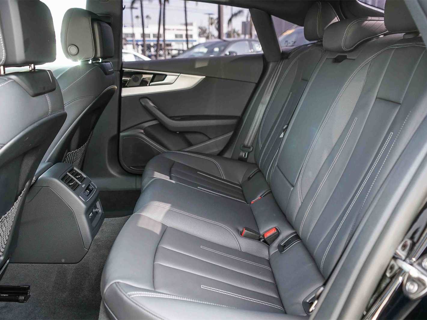 Used 2025 Audi A5 2.0T Premium Plus w/ Convenience Plus Package image 18