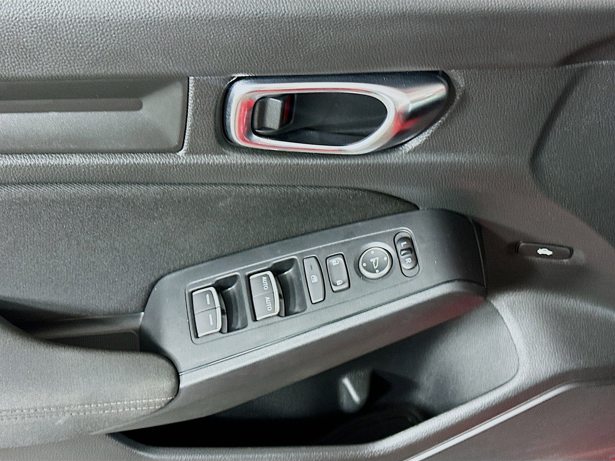 Used 2025 Honda Civic Sport image 15