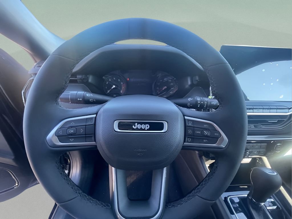 New 2026 Jeep Compass Limited image 8