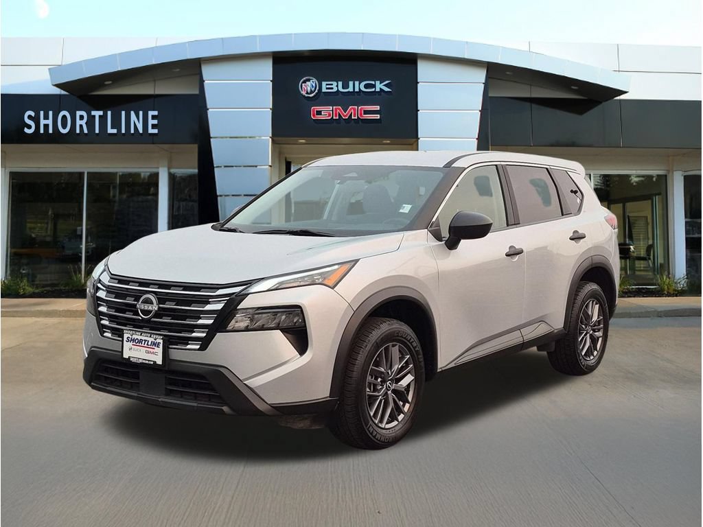 Used 2024 Nissan Rogue S AWD/4WD image 7