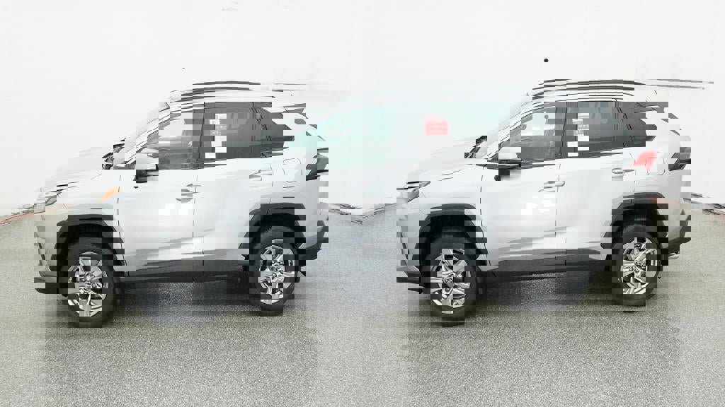 New 2025 Toyota RAV4 XLE image 21