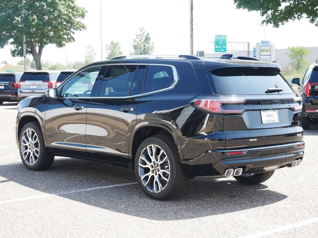 New 2027 GMC Acadia Denali Ultimate w/ LPO, Black Badging Package AWD/4WD image 5