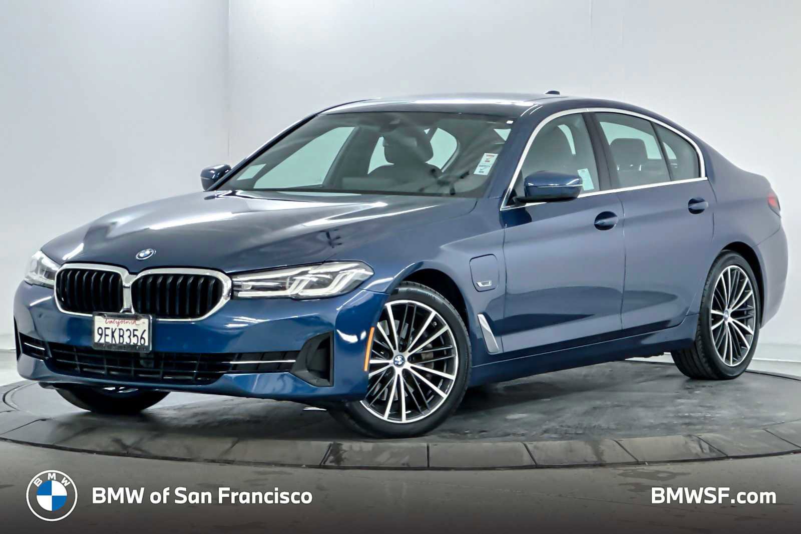 Used 2023 BMW 530e xDrive w/ Convenience Package