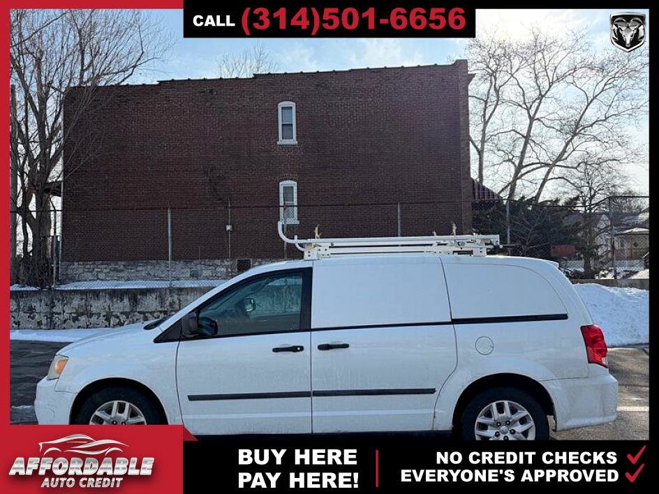 Used 2014 RAM C/V Tradesman image 2