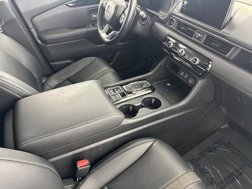 Certified 2023 Honda Pilot Touring image 24