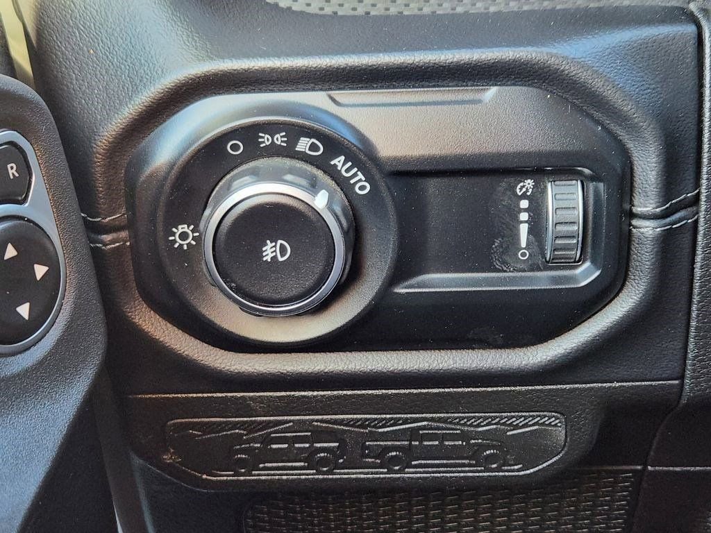 Used 2024 Jeep Wrangler Unlimited Rubicon 392 image 12