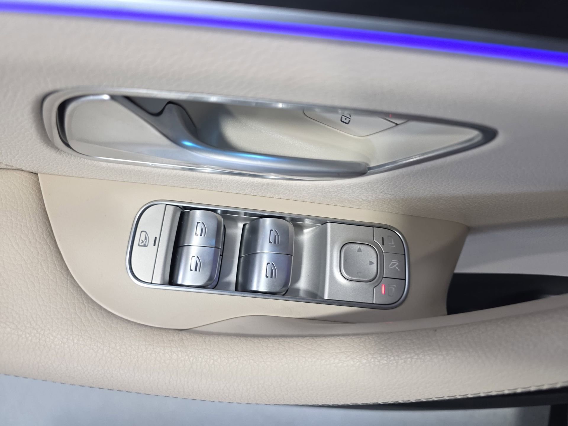 Certified 2024 Mercedes-Benz GLE 350 4MATIC image 27