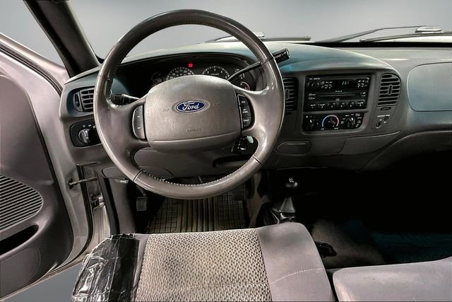 Used 2003 Ford F150 XLT AWD/4WD image 10