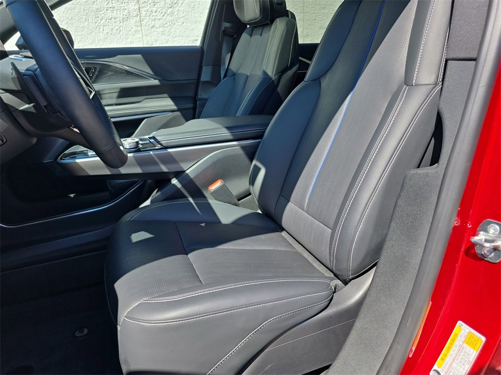 Certified 2024 Cadillac Lyriq Luxury w/ LPO, Floor Liner Package image 20