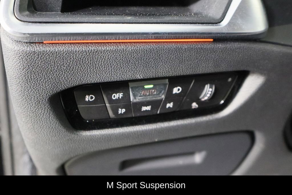 Used 2019 BMW 330i xDrive Sedan w/ M Sport Package image 24