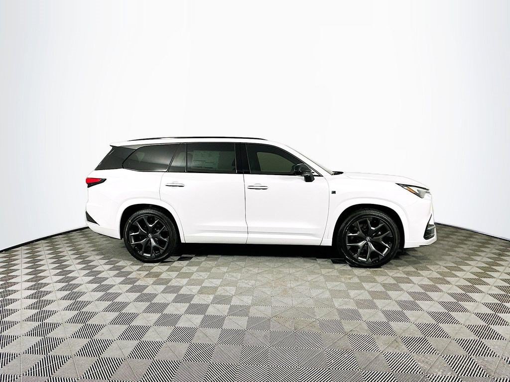 New 2026 Lexus TX 500h AWD image 8