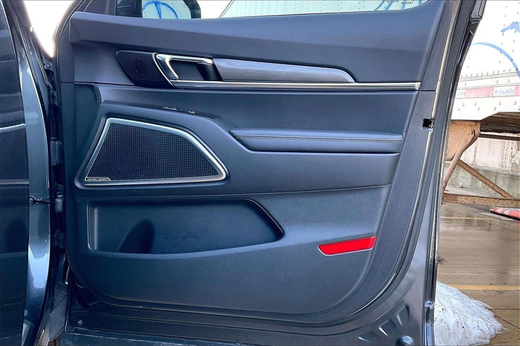 Used 2023 Kia Telluride SX X-Line image 24