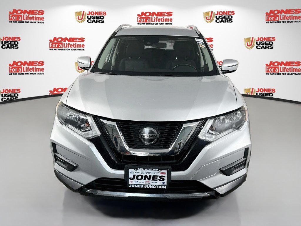 Used 2020 Nissan Rogue S w/ Special Edition Package FWD image 11