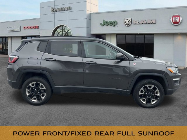 Used 2018 Jeep Compass Trailhawk w/ Leather Interior Group AWD/4WD image 10