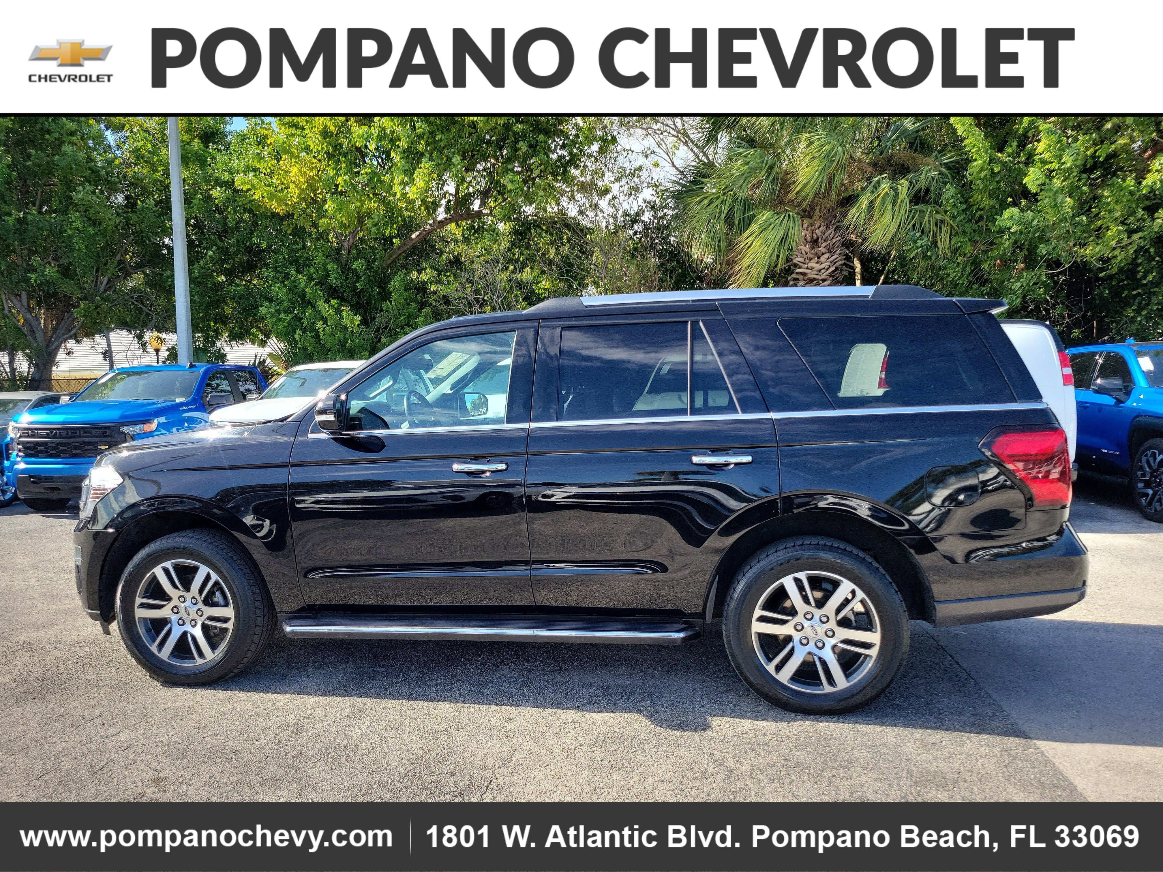 Used 2023 Ford Expedition Limited image 6