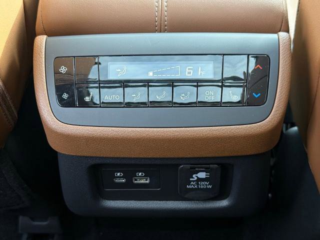 New 2025 Nissan Pathfinder Platinum image 12