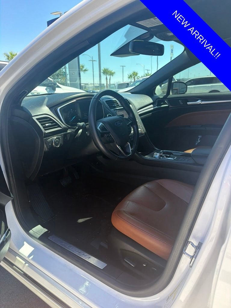 Used 2019 Ford Fusion Titanium FWD image 8