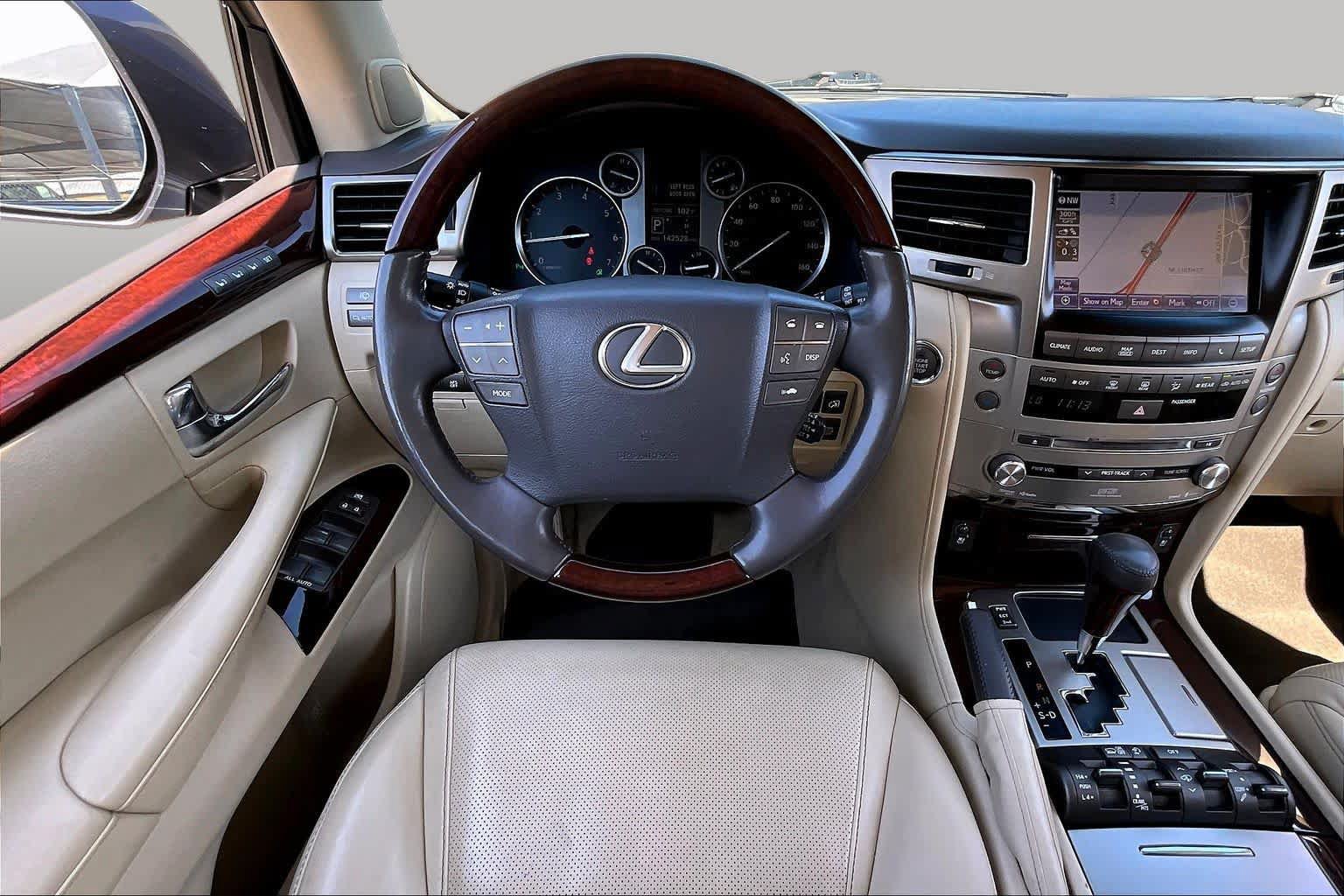 Used 2014 Lexus LX 570 4WD image 6