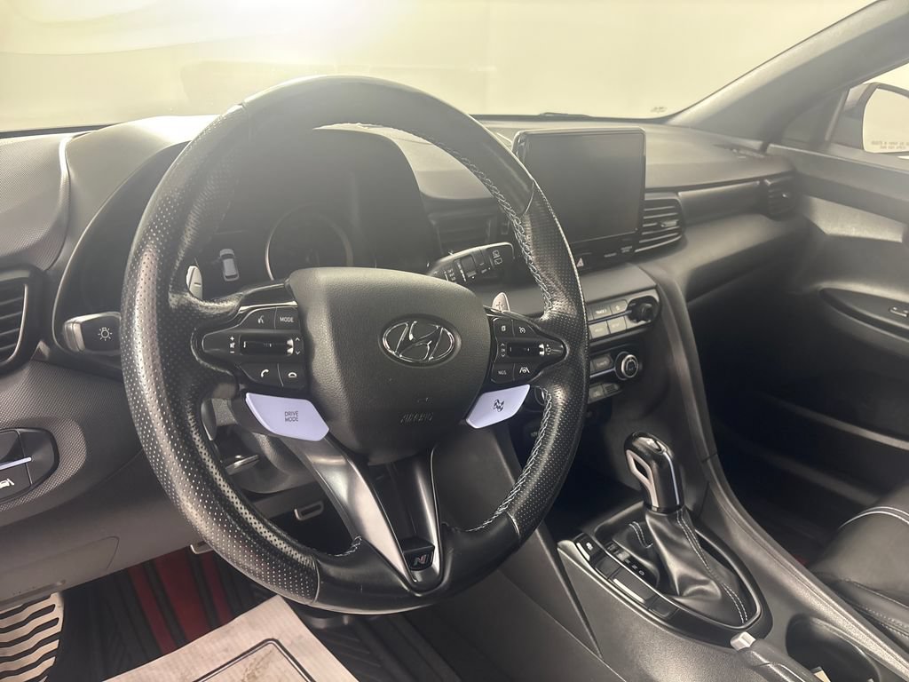 Used 2022 Hyundai Veloster N FWD image 12