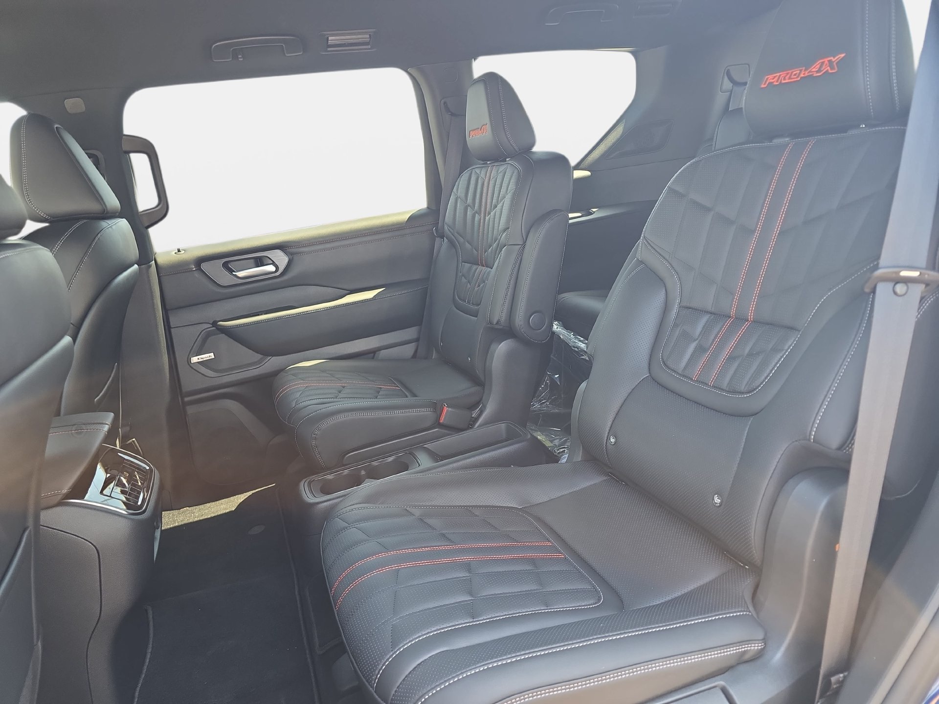 New 2026 Nissan Armada PRO-4X w/ Captain's Chari Seat Package AWD/4WD image 14