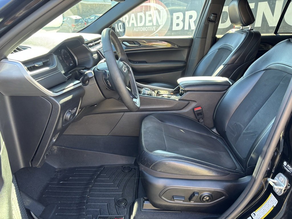 Used 2023 Jeep Grand Cherokee Altitude image 22