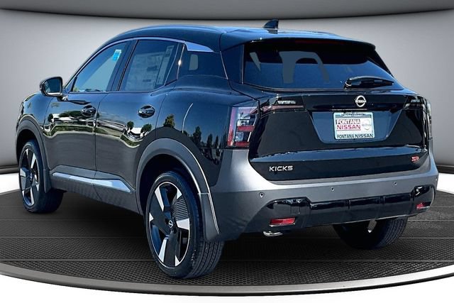 New 2026 Nissan Kicks SR FWD image 3