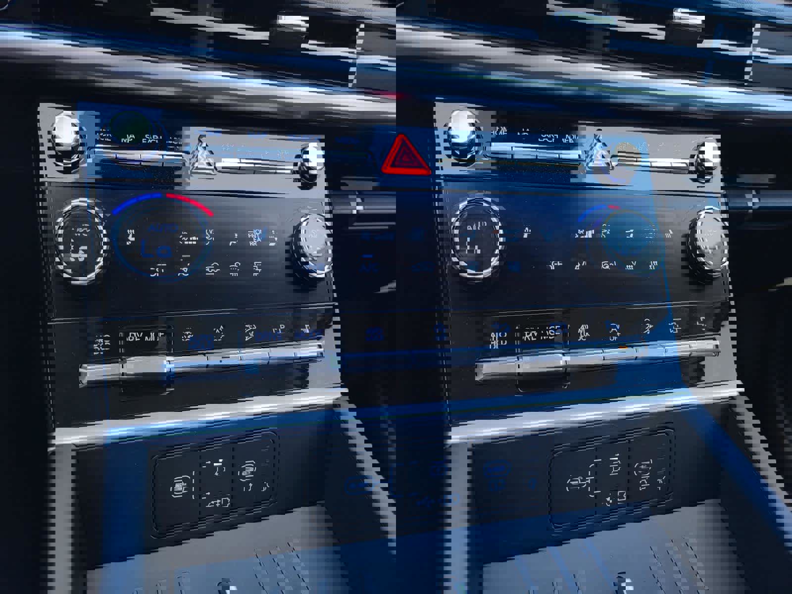 Used 2024 Hyundai Santa Fe XRT image 30