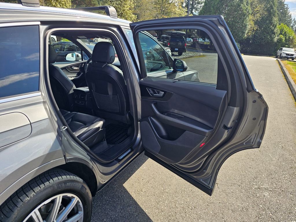 Used 2017 Audi Q7 3.0T Premium Plus image 26