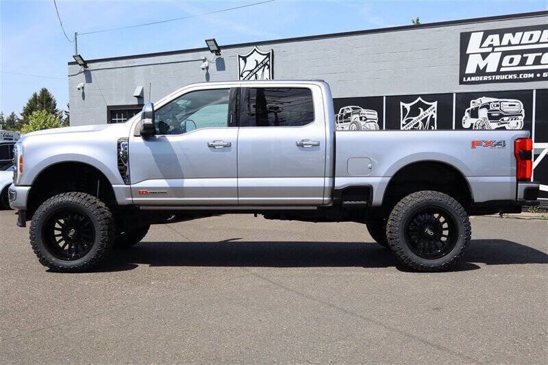 Used 2023 Ford F350 Platinum w/ FX4 Off-Road Package AWD/4WD image 2