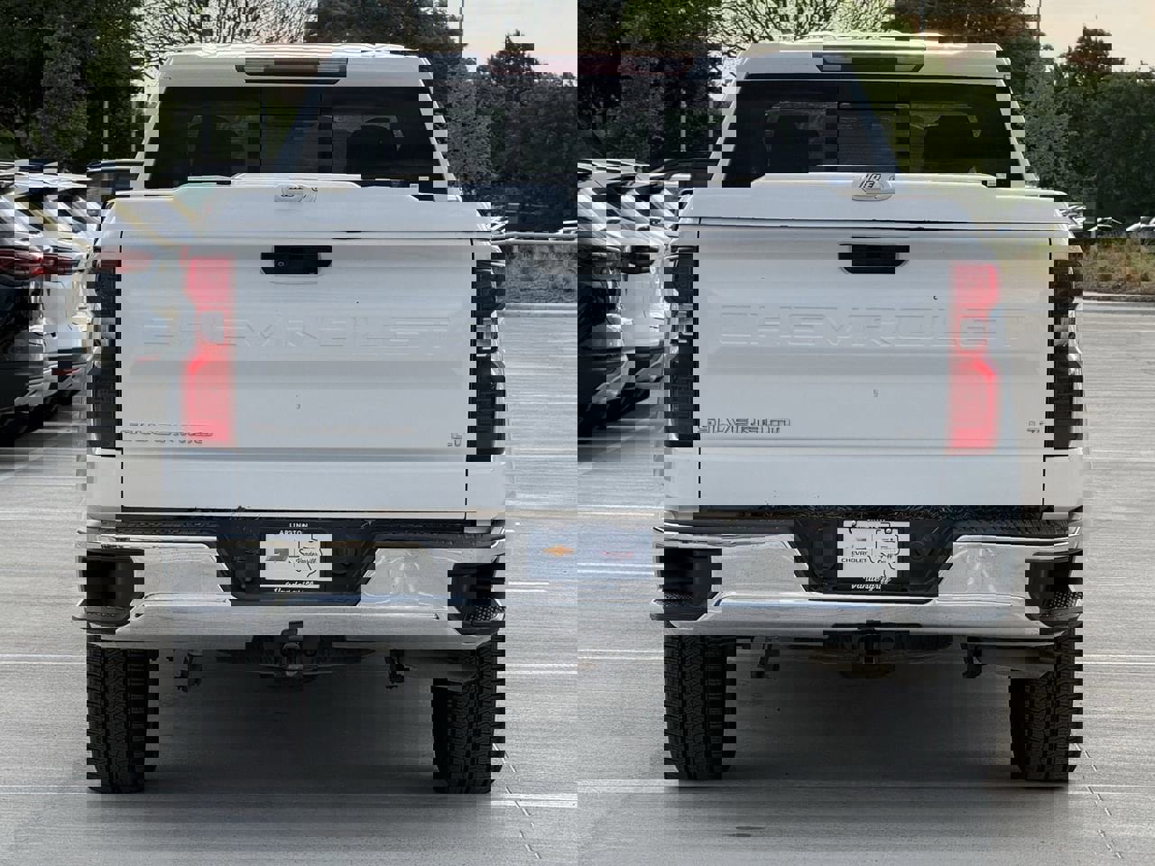 Used 2019 Chevrolet Silverado 1500 LT w/ Texas Edition image 5