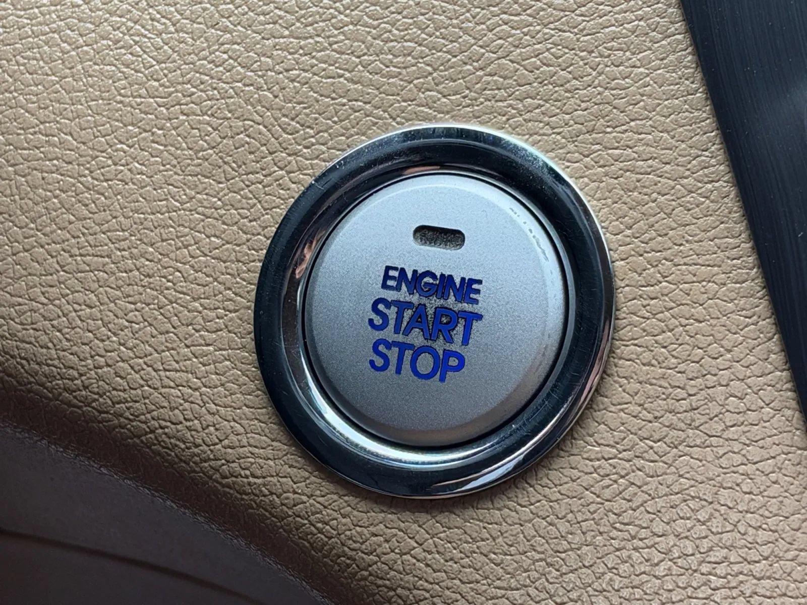 Used 2011 Hyundai Sonata Hybrid FWD image 36