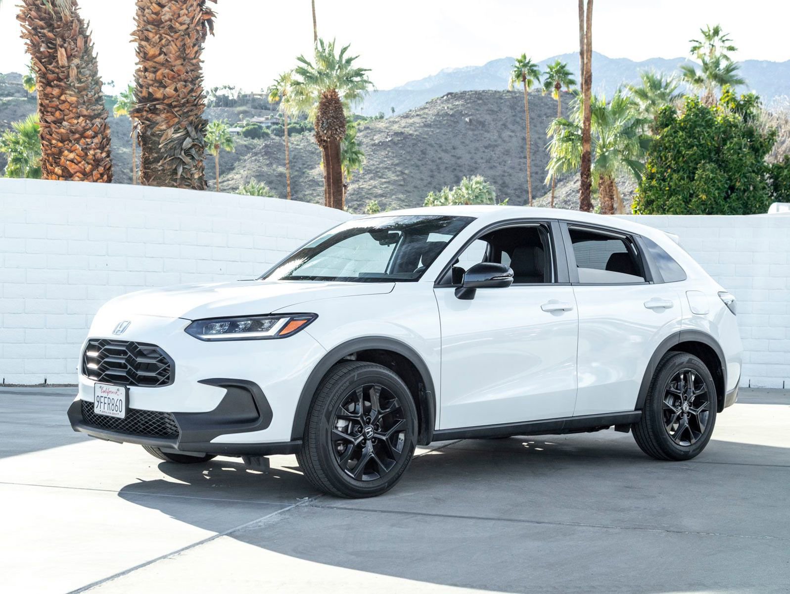 Used 2023 Honda HR-V Sport image 1