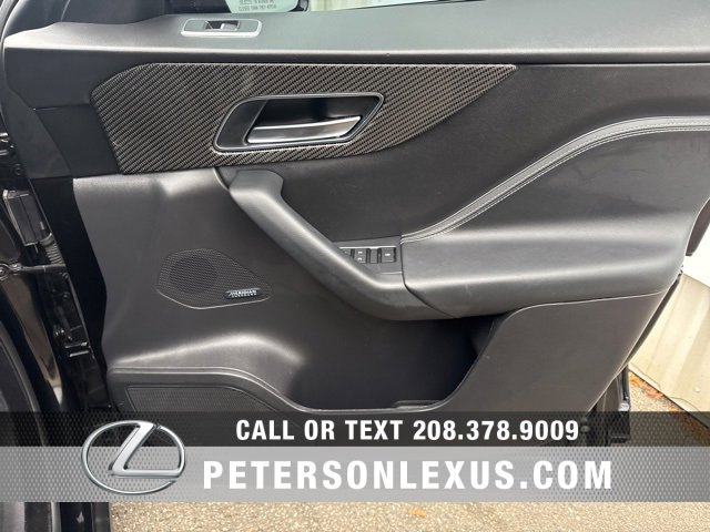 Used 2020 Jaguar F-PACE SVR image 11