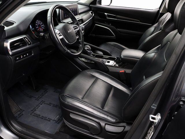 Used 2022 Kia Telluride LX image 10