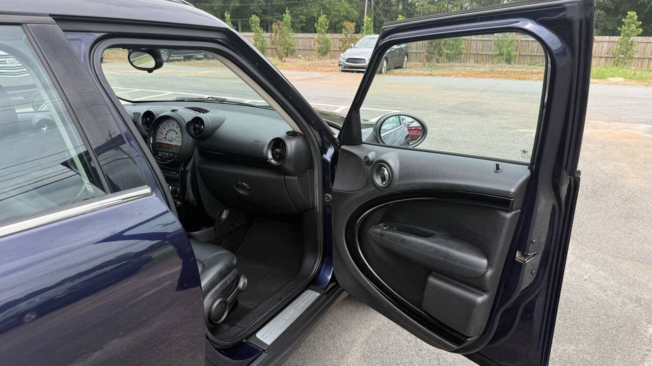 Used 2014 MINI Cooper Countryman FWD image 16