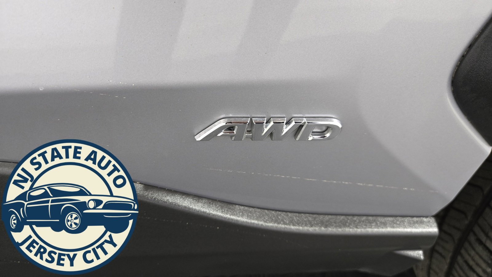 Used 2020 Toyota RAV4 XLE image 24