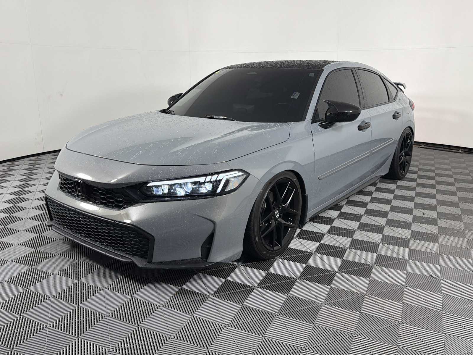 Used 2025 Honda Civic Sport image 3