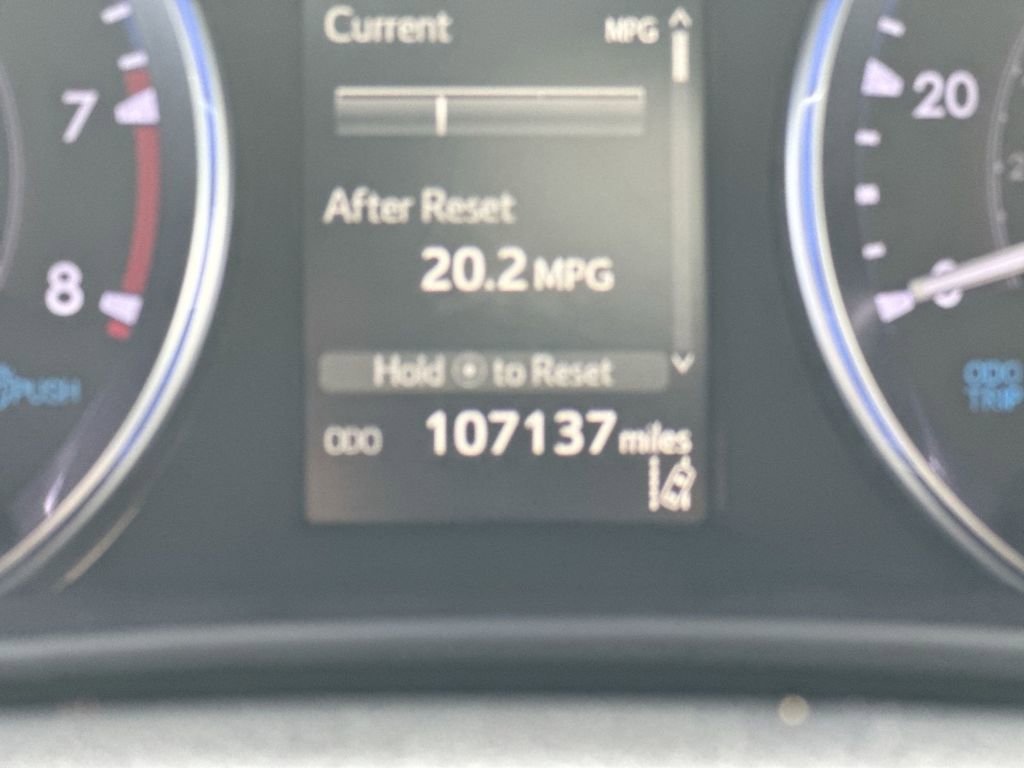 Used 2019 Toyota Highlander XLE AWD/4WD image 13