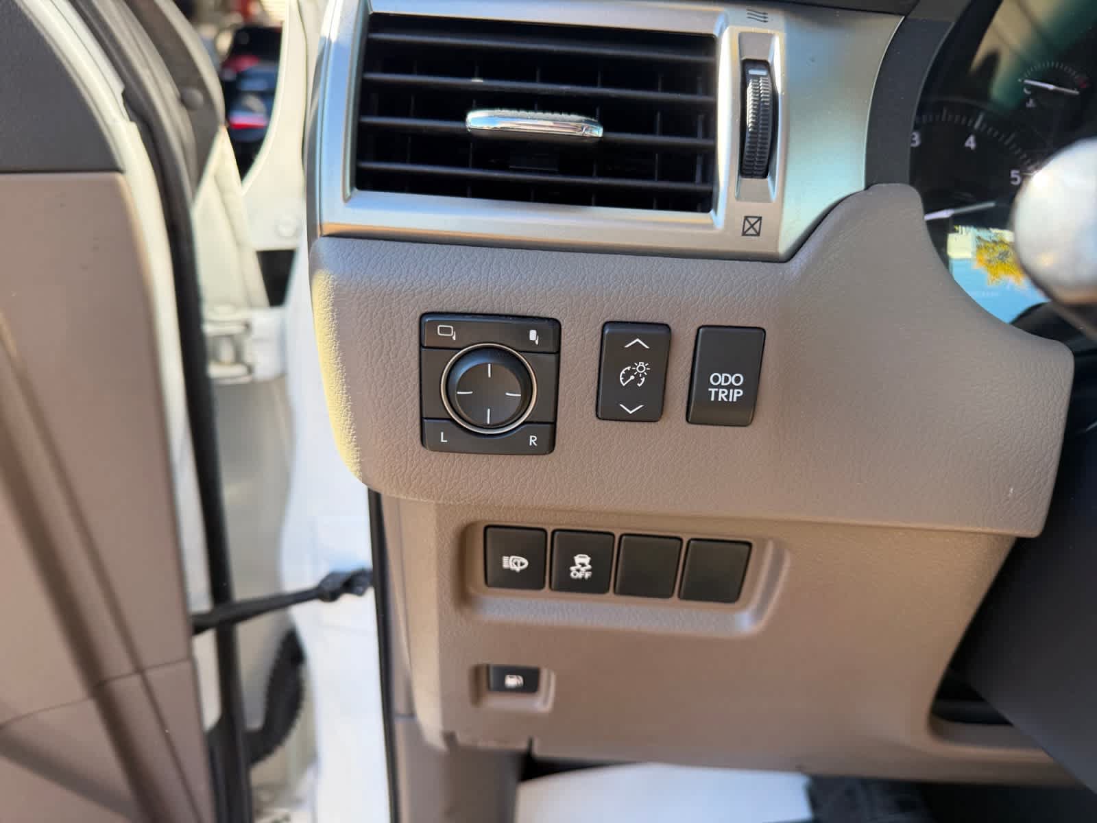 Used 2019 Lexus GX 460 Premium AWD/4WD image 29
