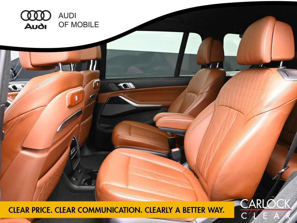 Used 2023 BMW X7 M60i image 12