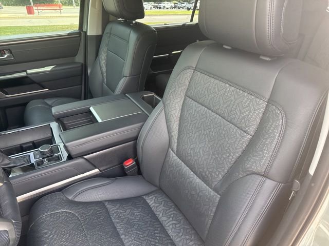 Used 2024 Toyota Sequoia Limited image 27