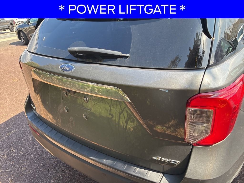 Used 2023 Ford Explorer XLT w/ Equipment Group 202A image 5