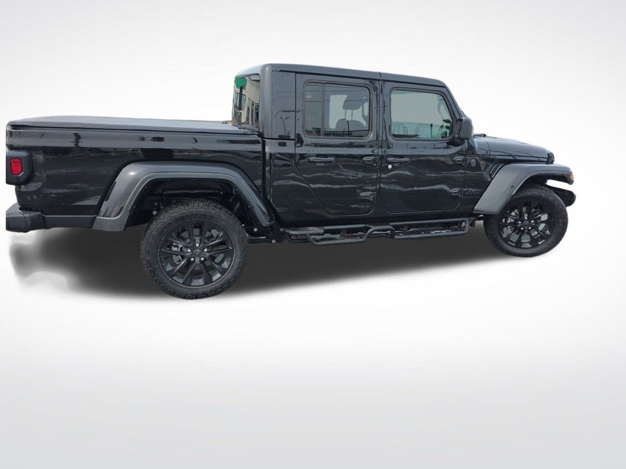 Used 2025 Jeep Gladiator Sport image 10