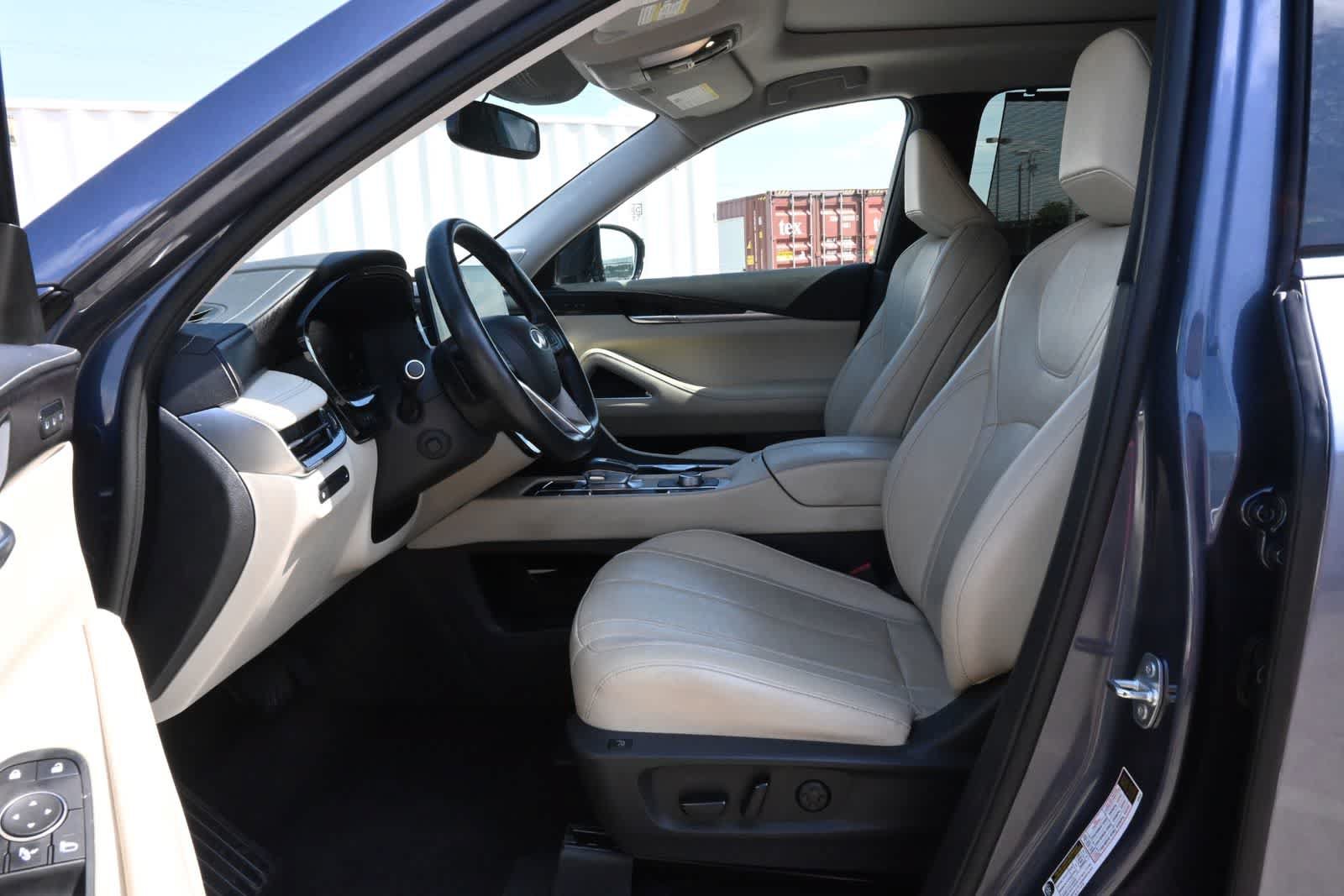 Used 2022 INFINITI QX60 Sensory w/ Cargo Package FWD image 17