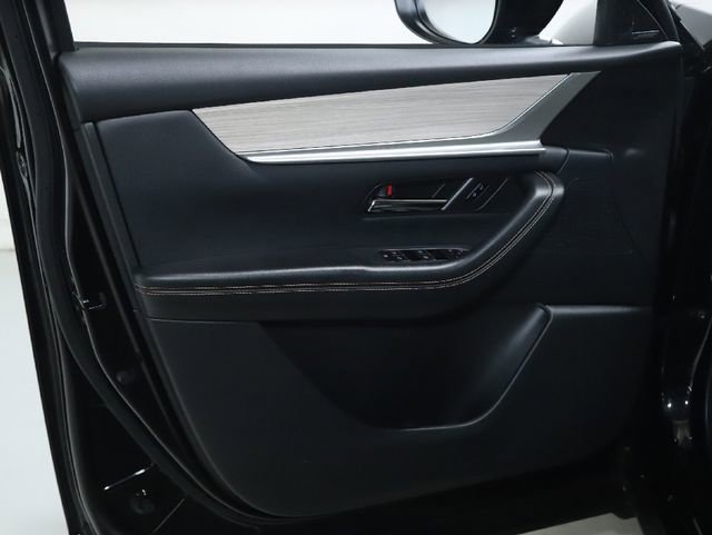 Certified 2025 MAZDA CX-70 Plug-In Hybrid w/ Premium Pkg image 24