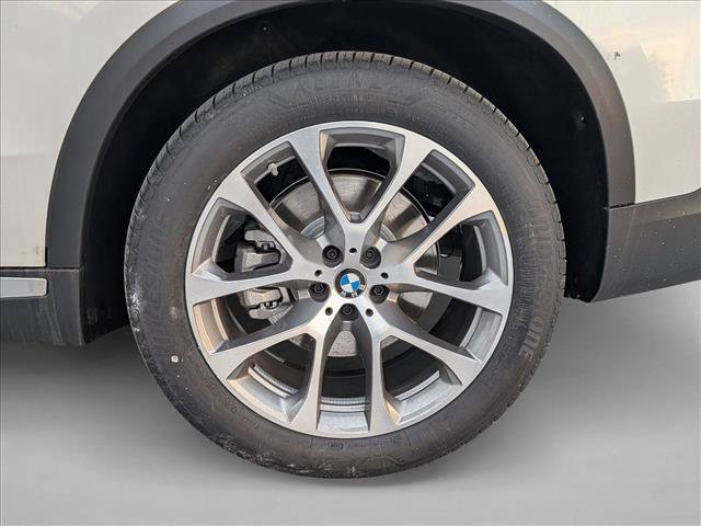 New 2026 BMW X5 xDrive40i AWD/4WD image 10