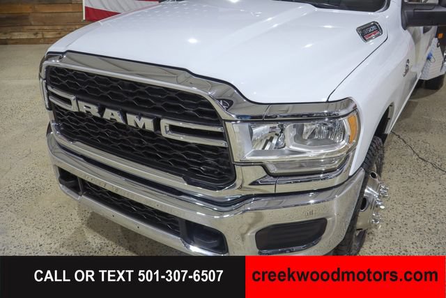 Used 2024 RAM 3500 Tradesman w/ Chrome Appearance Group AWD/4WD image 27