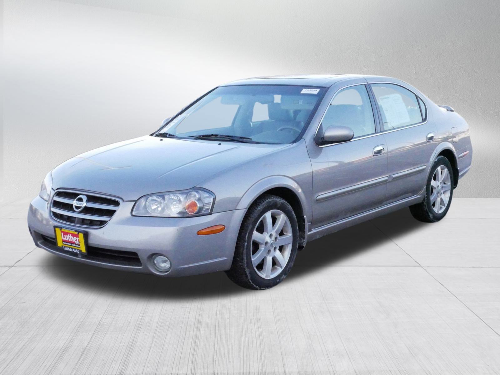 Used 2003 Nissan Maxima GLE image 3