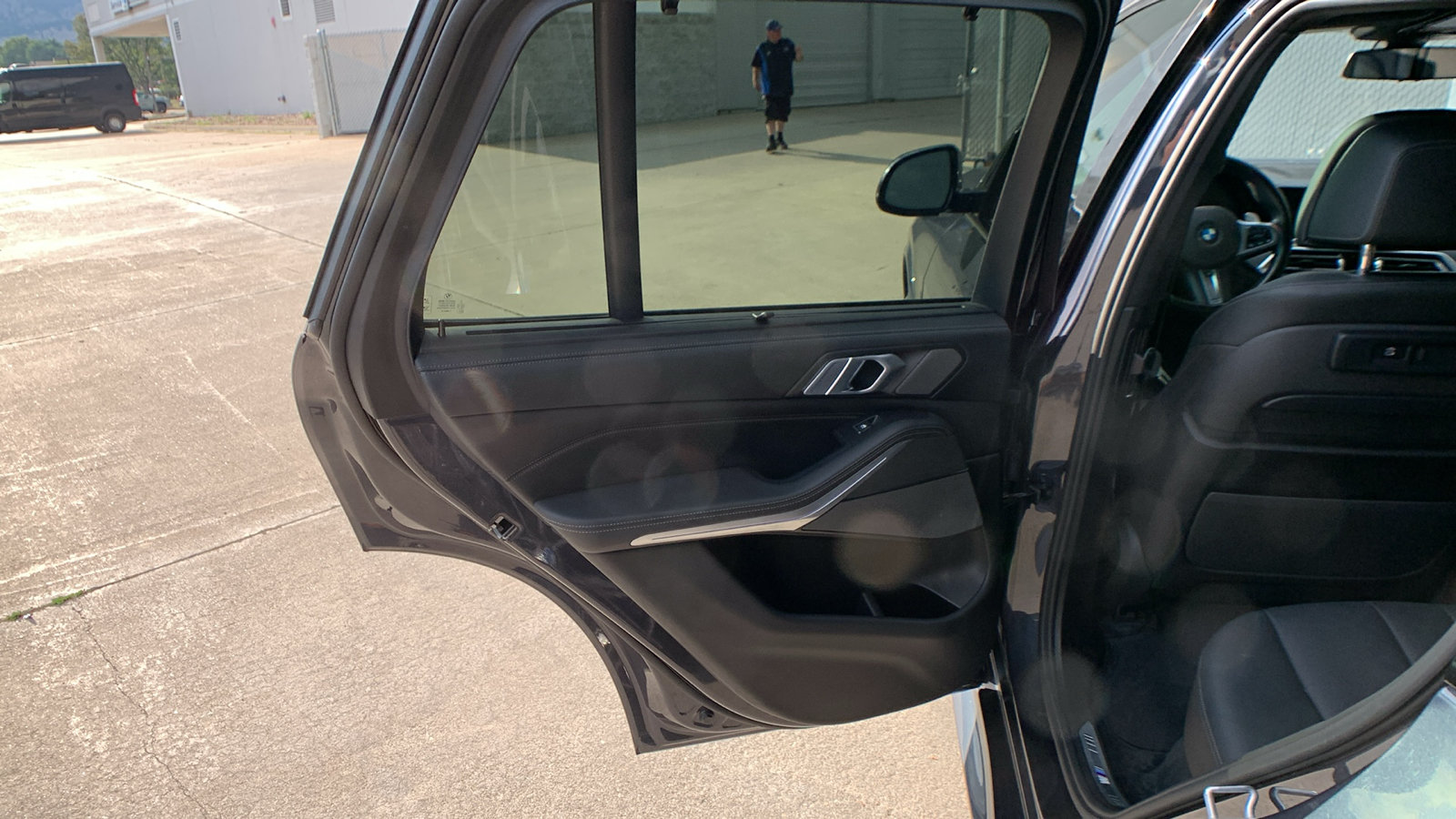 Used 2020 BMW X5 M50i w/ Executive Package AWD/4WD image 24